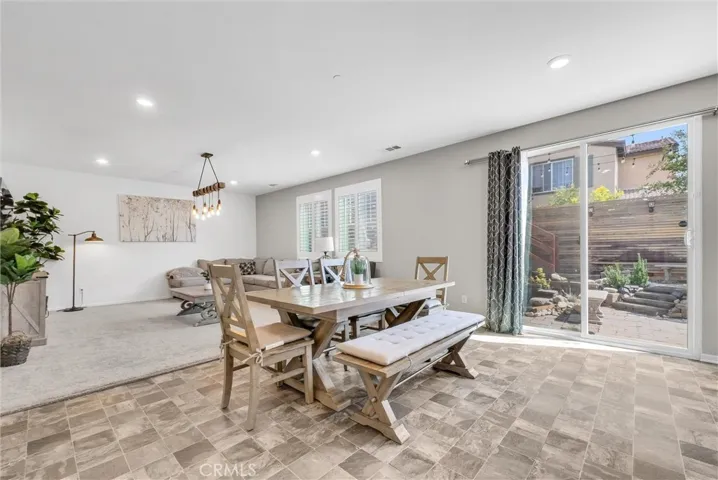 5023 Oak Moss Avenue, Fontana, California 92336