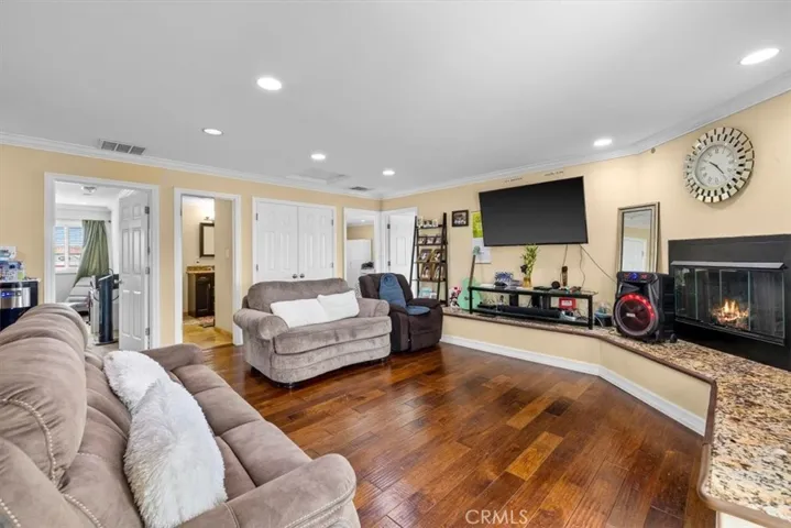 528 E 238th Place, Carson, California 90745