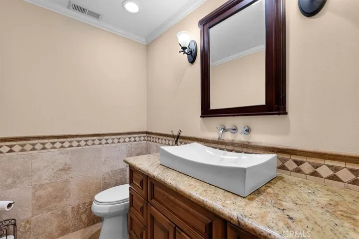 528 E 238th Place, Carson, California 90745