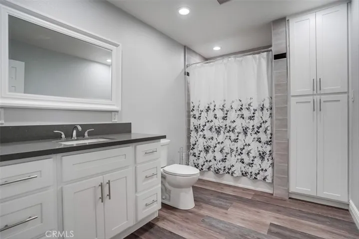 528 E 238th Place, Carson, California 90745