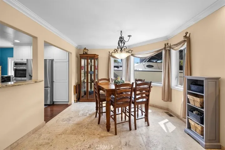528 E 238th Place, Carson, California 90745