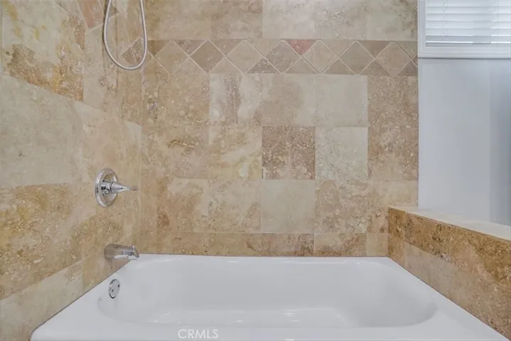 528 E 238th Place, Carson, California 90745