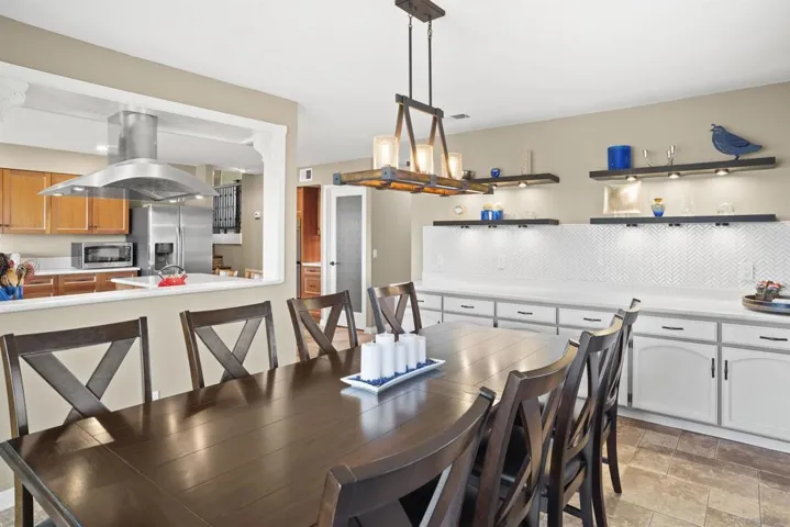 15707 Vista Vicente Dr., Ramona, California 92065