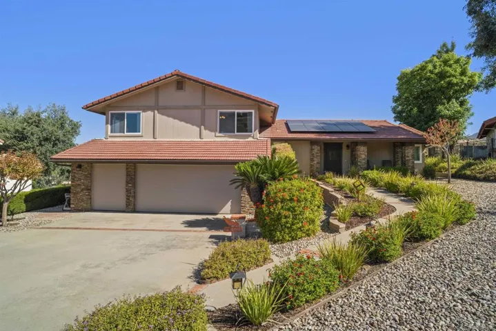 15707 Vista Vicente Dr., Ramona, California 92065