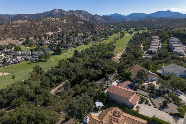 15707 Vista Vicente Dr., Ramona, California 92065