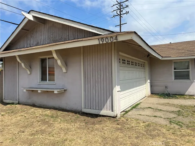 19004 Galway Avenue, Carson, California 90746
