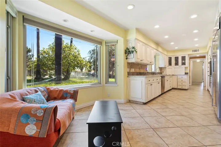 Breakfast area in Kitchen