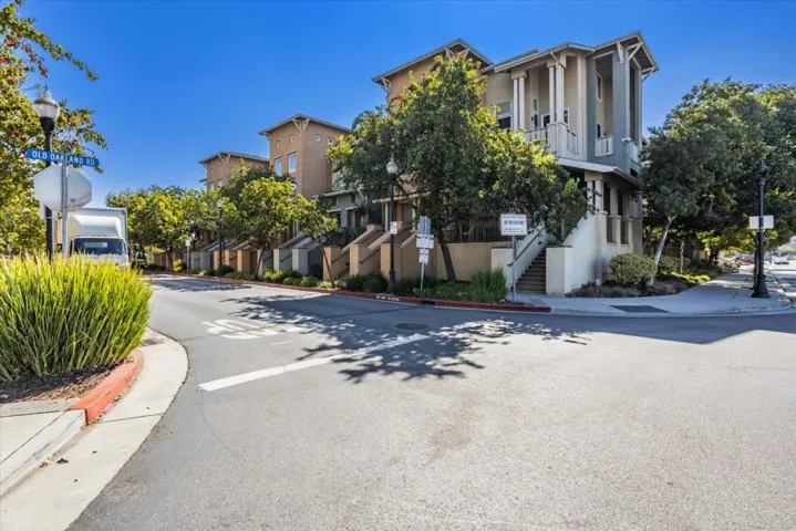 604 Boardwalk Way, San Jose, California 95112
