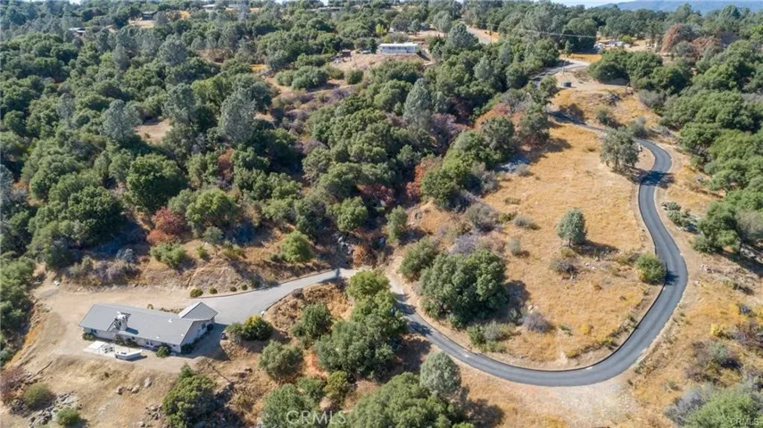 12 acres of Land!