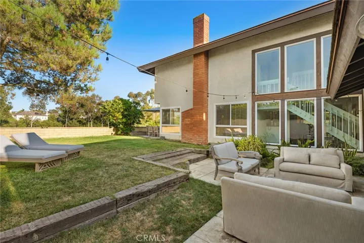26 Drakes Bay Drive, Corona Del Mar, California 92625