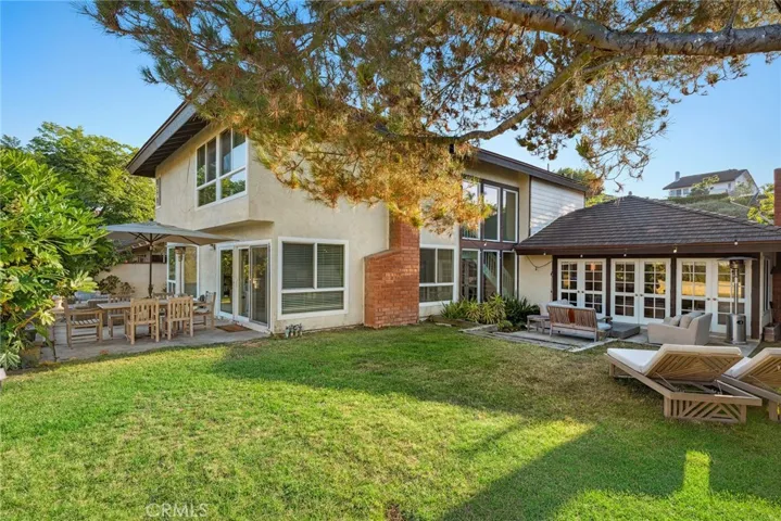 26 Drakes Bay Drive, Corona Del Mar, California 92625