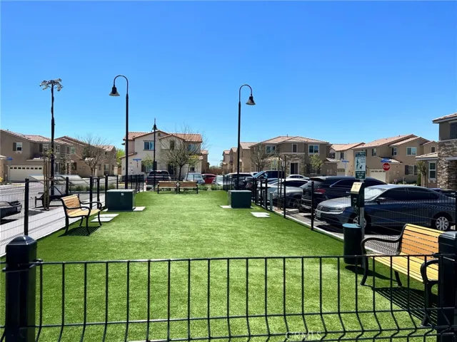 139 Seapine Court, Perris, California 92571