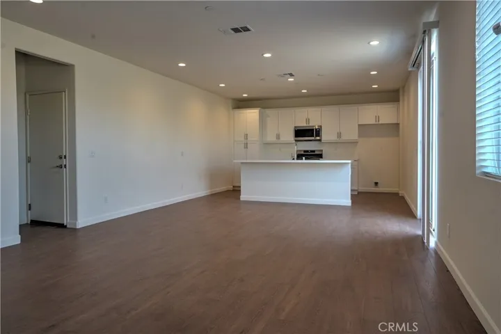 139 Seapine Court, Perris, California 92571
