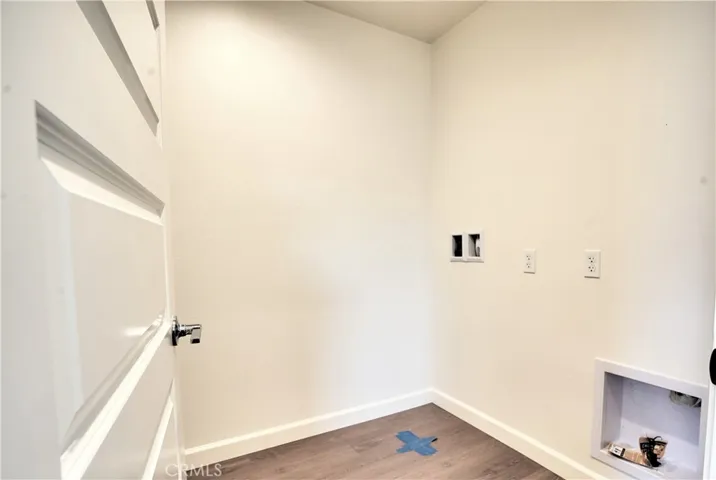 139 Seapine Court, Perris, California 92571