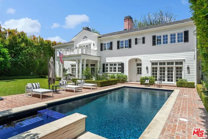10372 Strathmore Drive, Los Angeles, California 90024