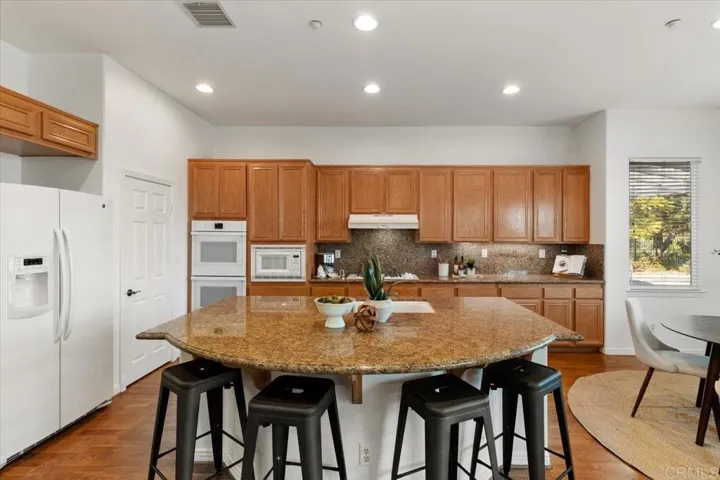 1081 Highland Park, Fallbrook, California 92028