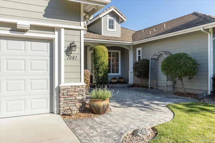 1081 Highland Park, Fallbrook, California 92028