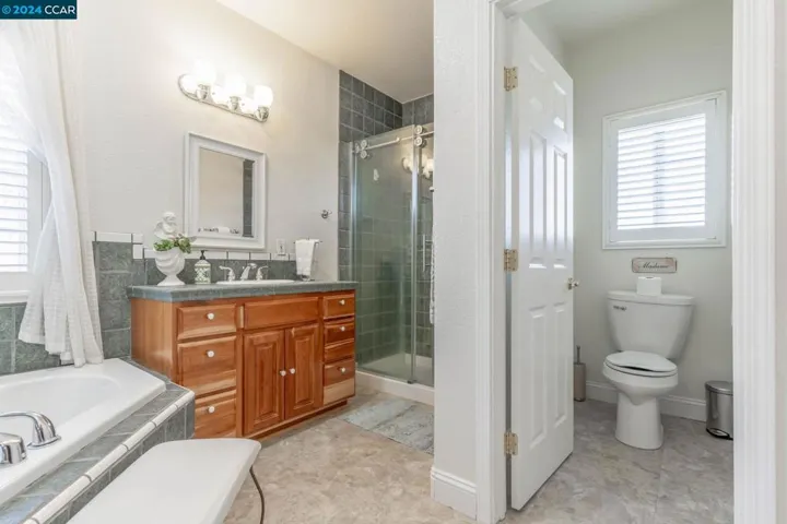 11437 Chimney Ranch Trl, Marysville, California 95901-9479