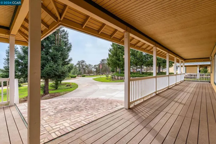 11437 Chimney Ranch Trl, Marysville, California 95901-9479