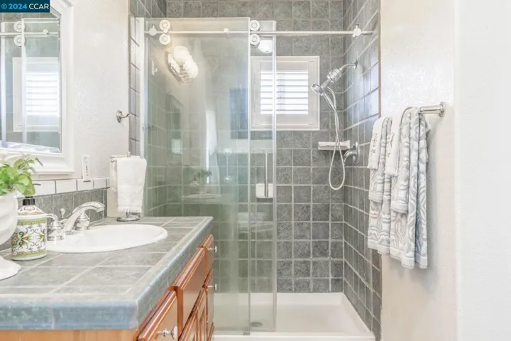 11437 Chimney Ranch Trl, Marysville, California 95901-9479