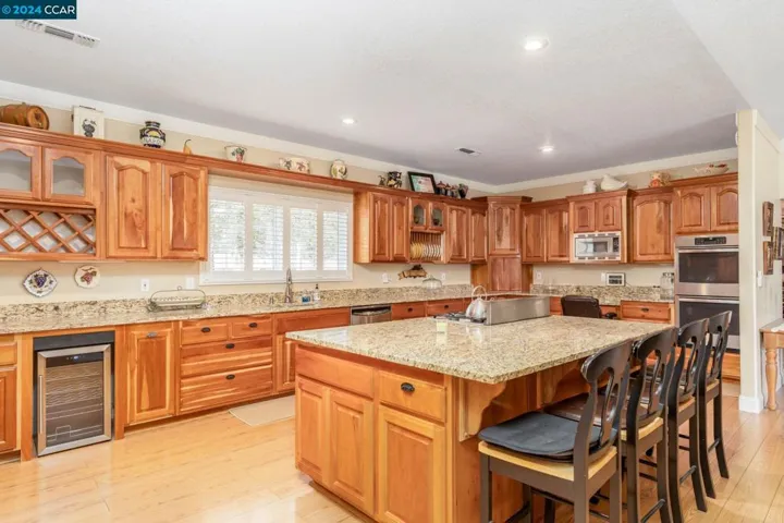 11437 Chimney Ranch Trl, Marysville, California 95901-9479