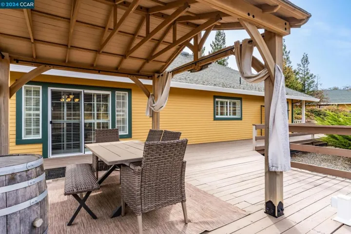 11437 Chimney Ranch Trl, Marysville, California 95901-9479