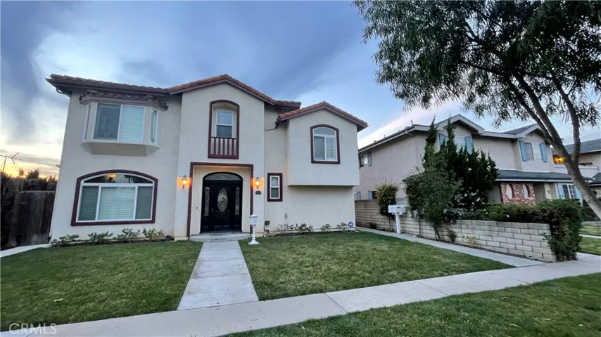 10881 Chestnut Street, Los Alamitos, California 90720