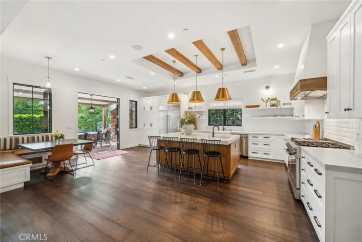 224 Flower Street, Costa Mesa, California 92627
