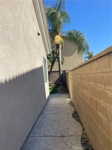 6930 Boulder Creek Drive, Eastvale, California 92880