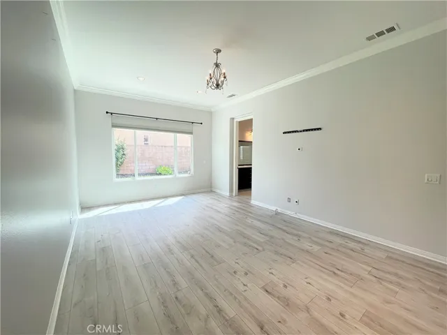 6930 Boulder Creek Drive, Eastvale, California 92880