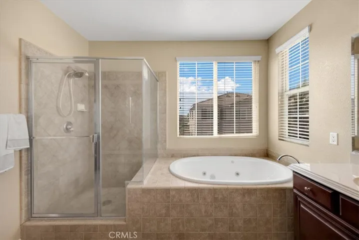 5606 Coralwood Place, Fontana, California 92336