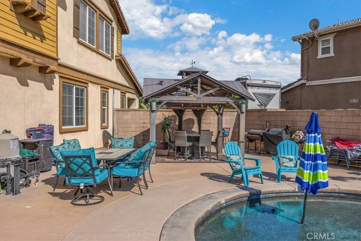 5606 Coralwood Place, Fontana, California 92336