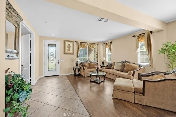 5606 Coralwood Place, Fontana, California 92336