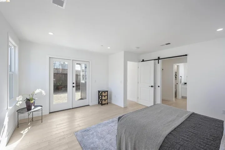 6 Magnolia Avenue, Petaluma, California 94952