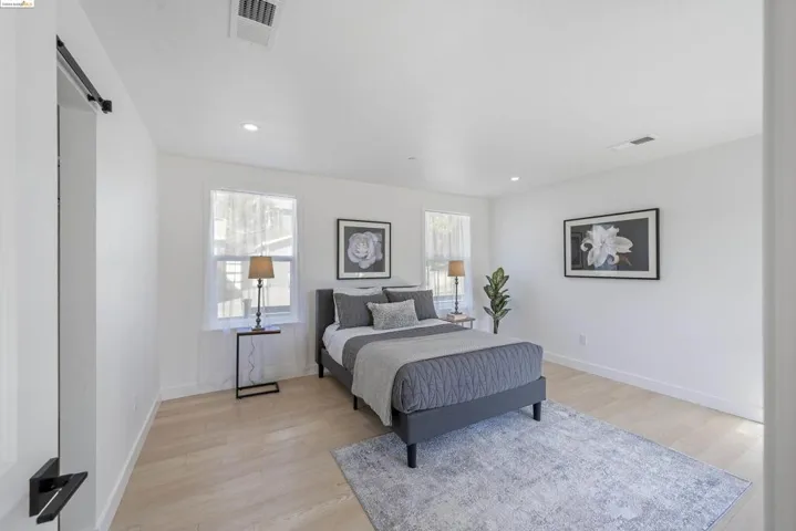 6 Magnolia Avenue, Petaluma, California 94952
