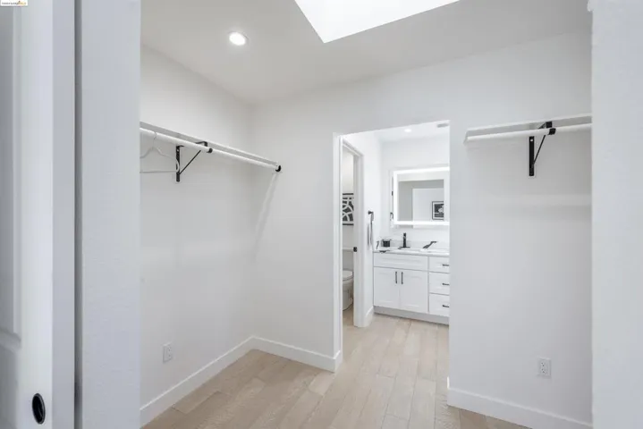 6 Magnolia Avenue, Petaluma, California 94952