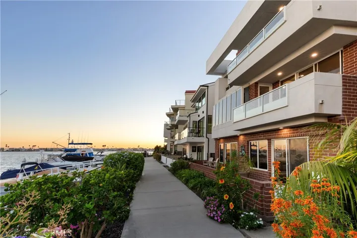 6096 Lido Lane, Long Beach, California 90803