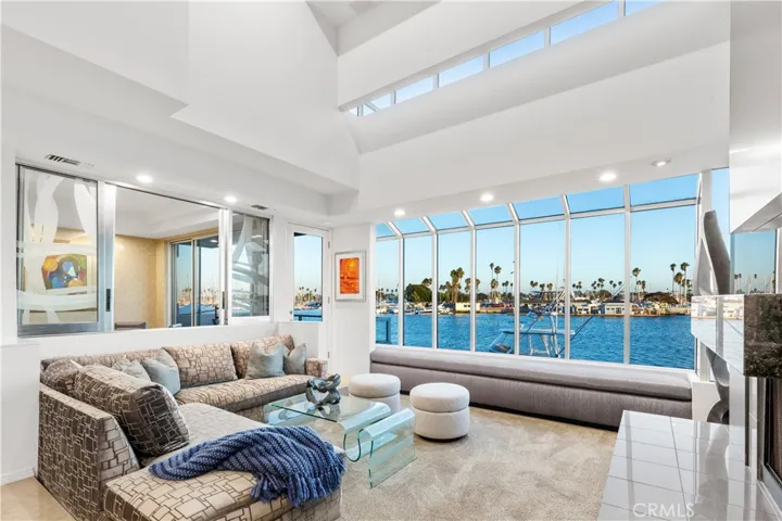 6096 Lido Lane, Long Beach, California 90803