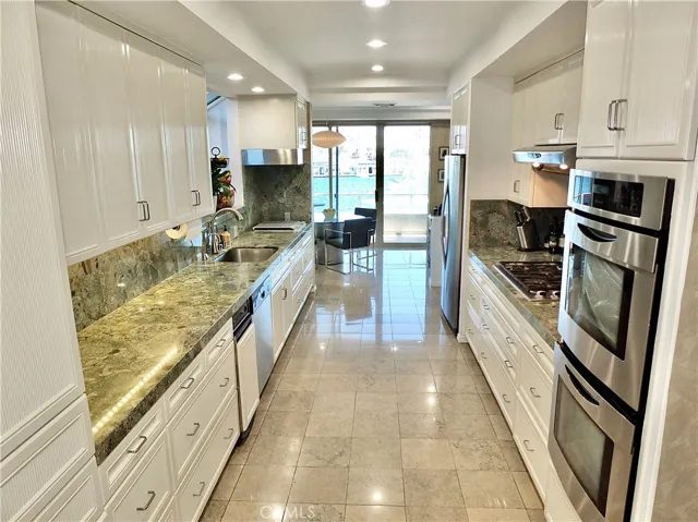 6096 Lido Lane, Long Beach, California 90803