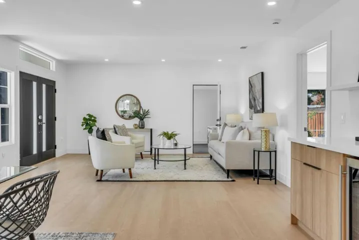 1461 College Court, Union City, California 94587