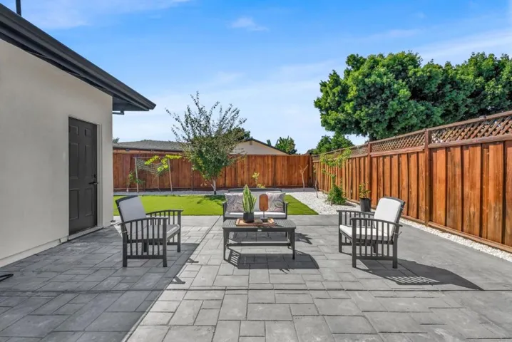 1461 College Court, Union City, California 94587