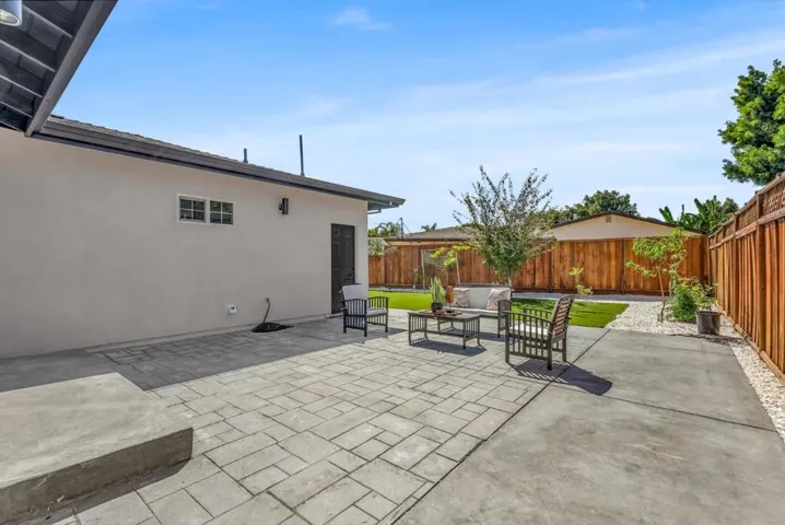 1461 College Court, Union City, California 94587