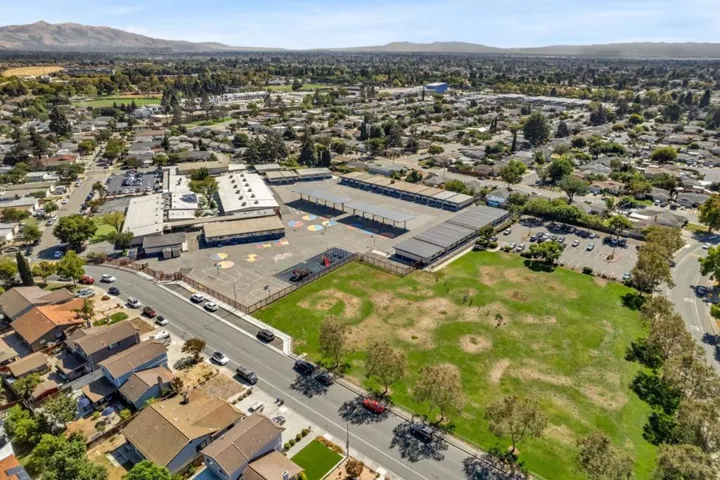1461 College Court, Union City, California 94587