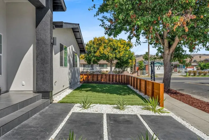 1461 College Court, Union City, California 94587