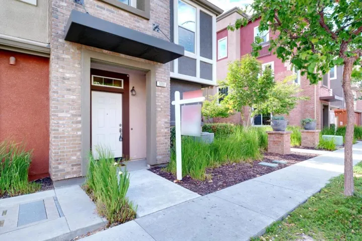 1059 Eagle Way, San Jose, California 95131