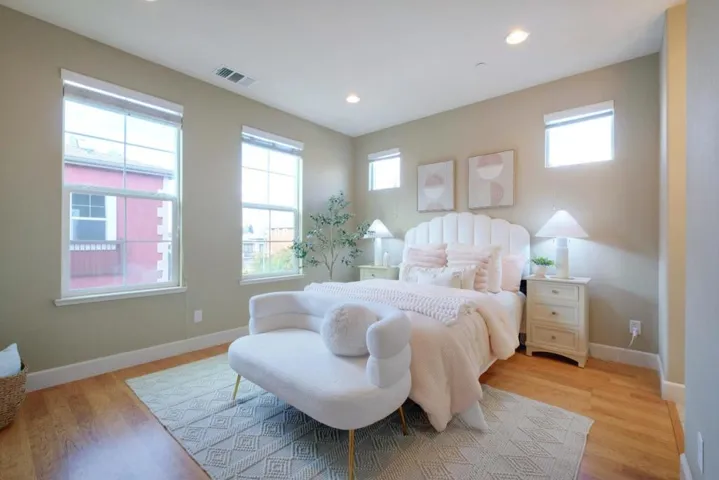 1059 Eagle Way, San Jose, California 95131