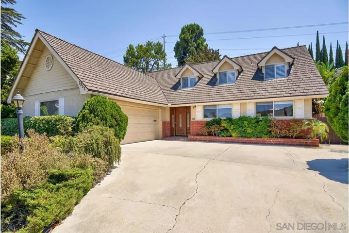 7957 Blue Lake, San Diego, California 92119