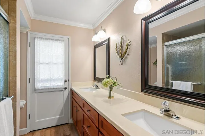 7957 Blue Lake, San Diego, California 92119