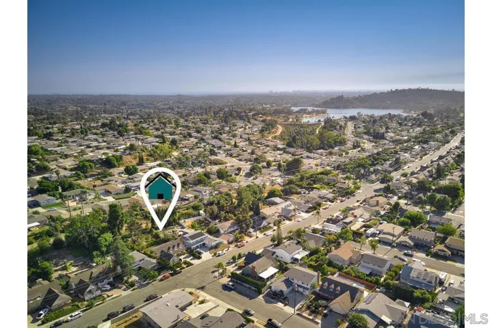 7957 Blue Lake, San Diego, California 92119