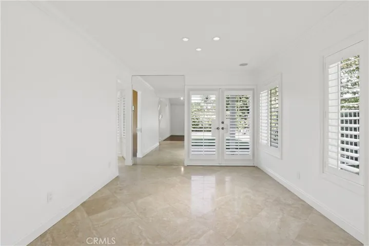 Formal dining room